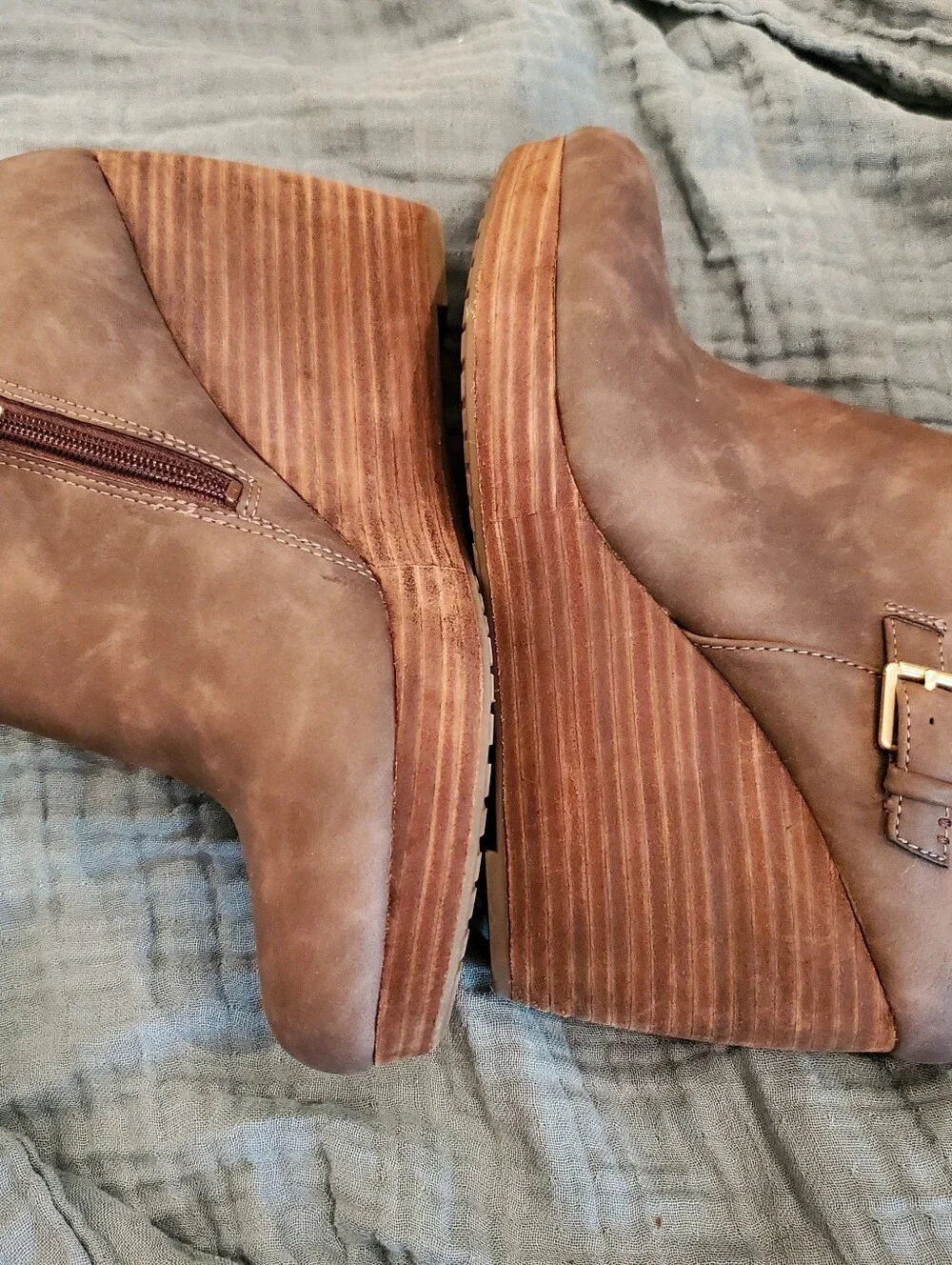 Dr. Scholl's Women's greenish brown  Ankle Boots Memory Foam Side Zip size 9.5